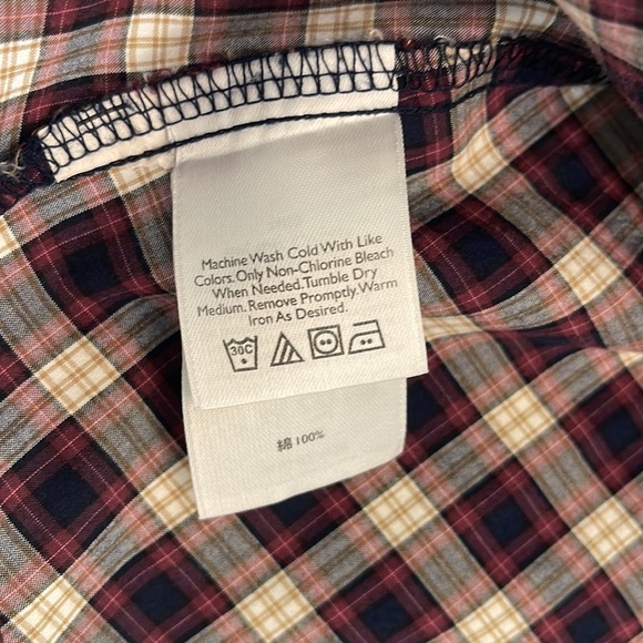 Eddie Bauer Top Checkered Pattern Snap Closure Size Medium - Picture 17 of 17